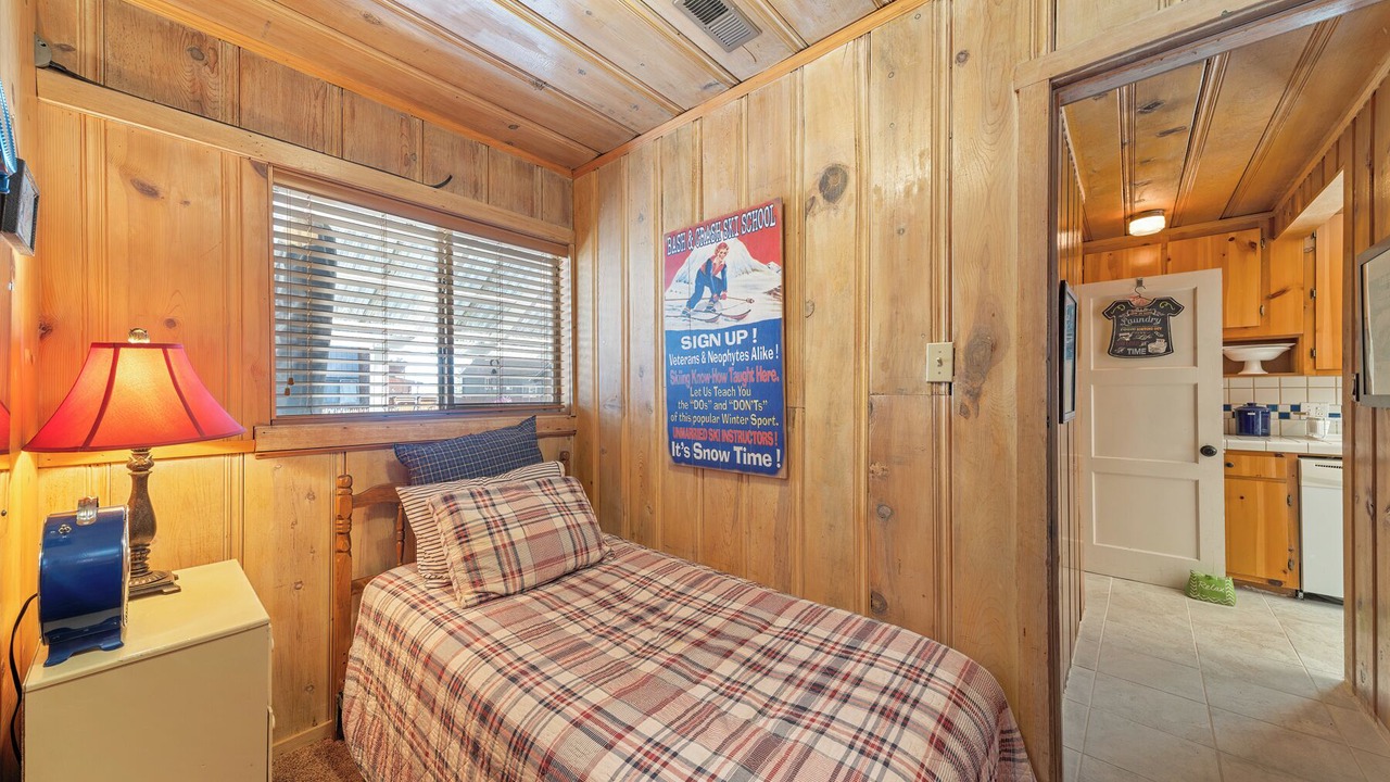 Photo of Bedroom in Al Tahoe