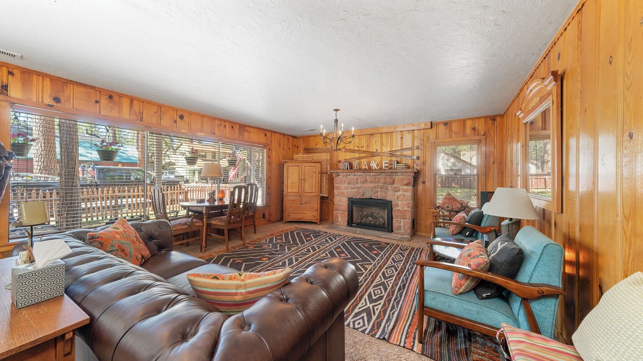 Photo of Livingroom in Al Tahoe