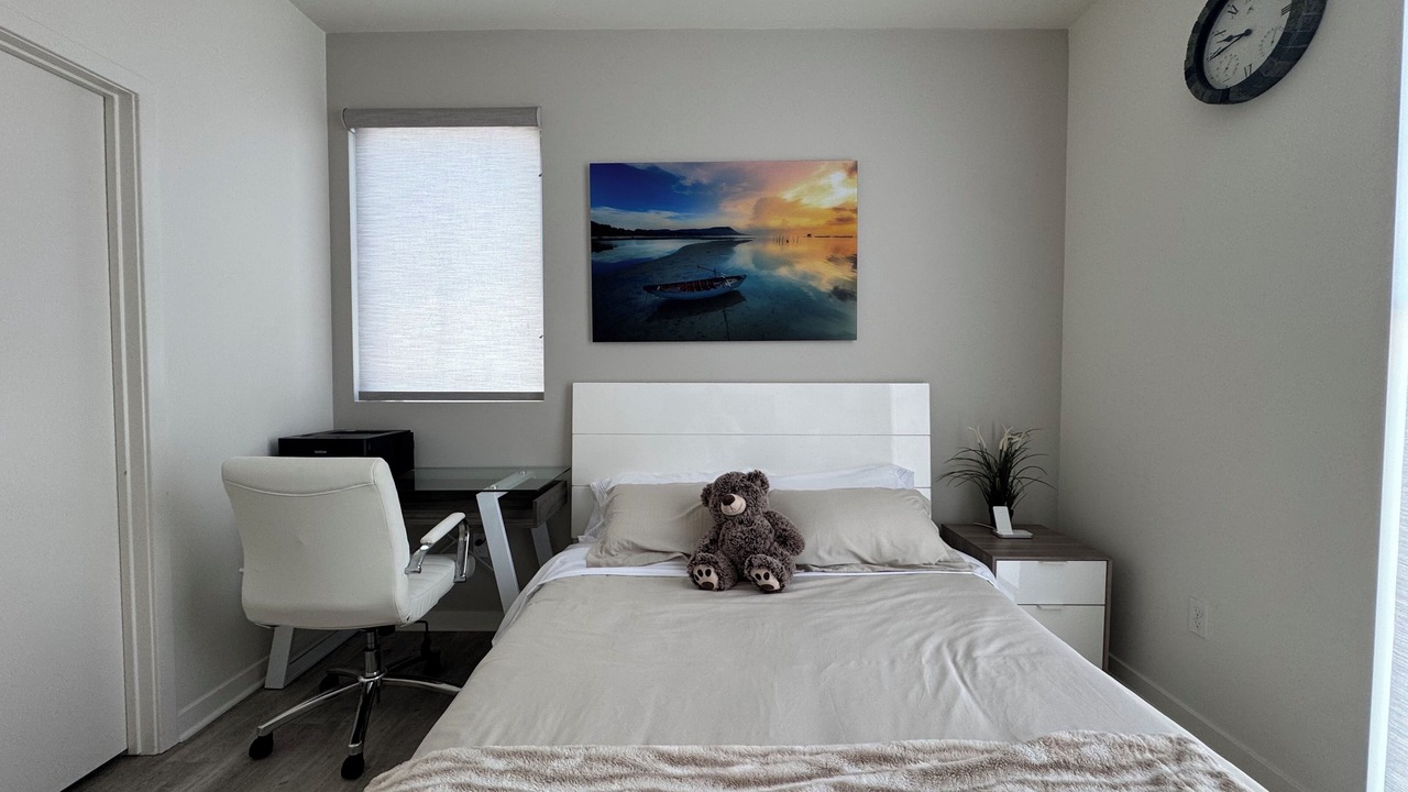 Photo of Bedroom in Downtown