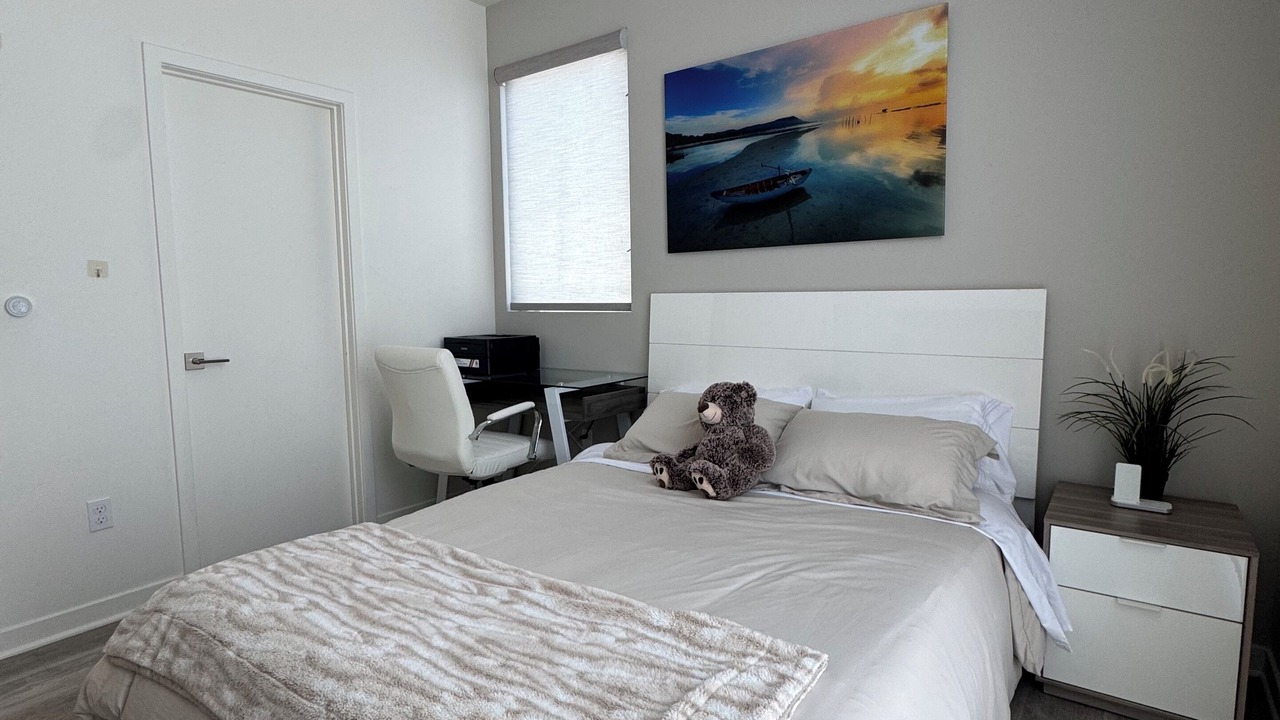 Photo of Bedroom in Downtown