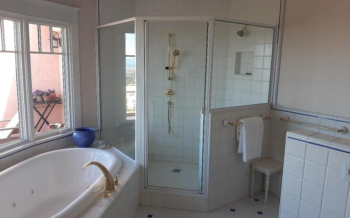 Photo of Bathroom in Upper Rockridge