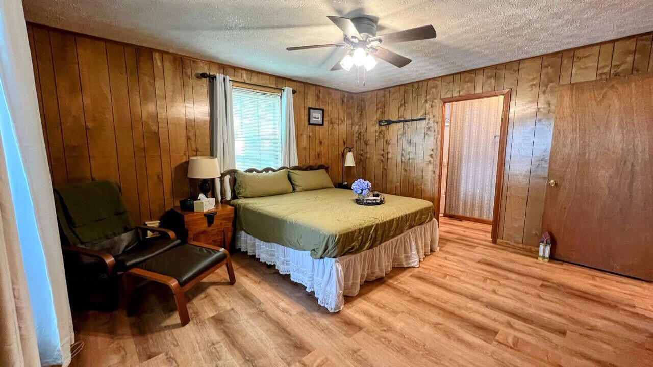 Photo of Bathroom in Cedar Bluff