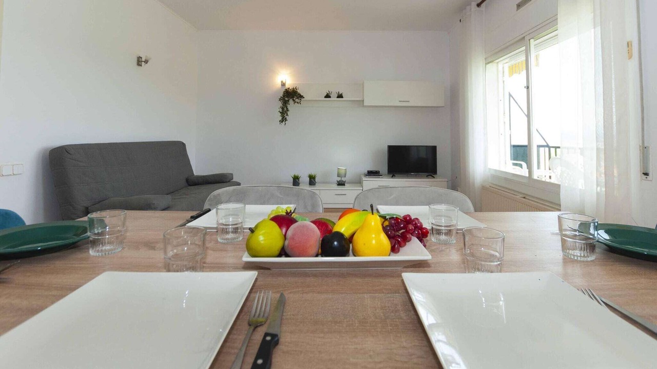 Photo of Livingroom in Roses Town Center