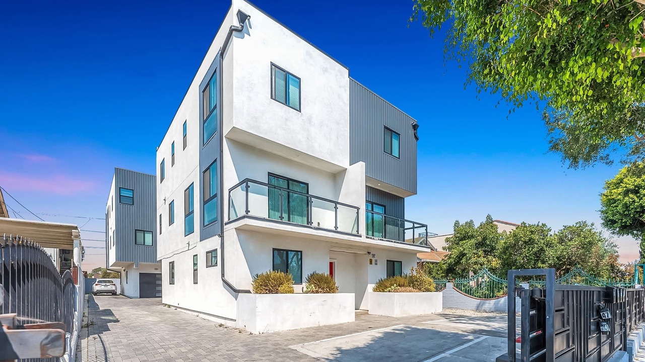 Photo of Outdoor in Mid City