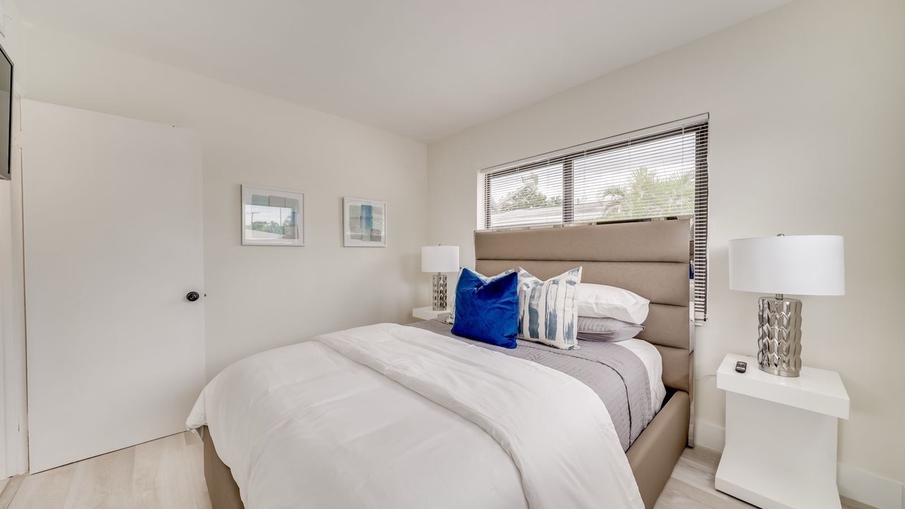 Photo of Bedroom in Imperial Point