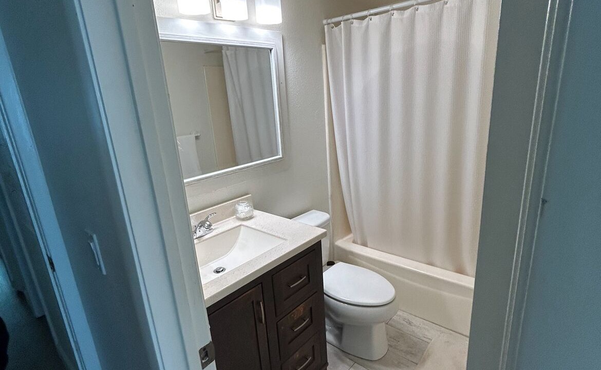 Photo of Bathroom in Westside Costa Mesa