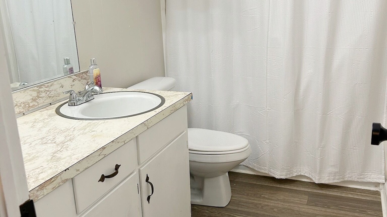 Photo of Bathroom in Harperville