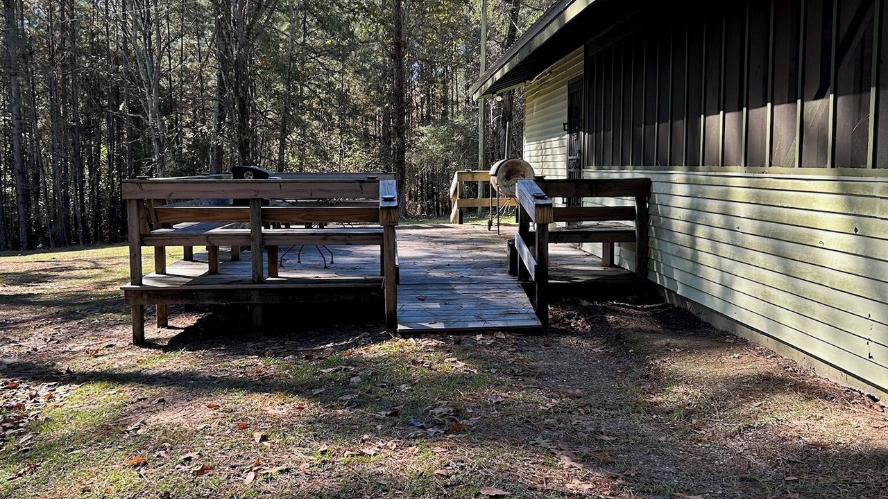Photo of Outdoor in Harperville