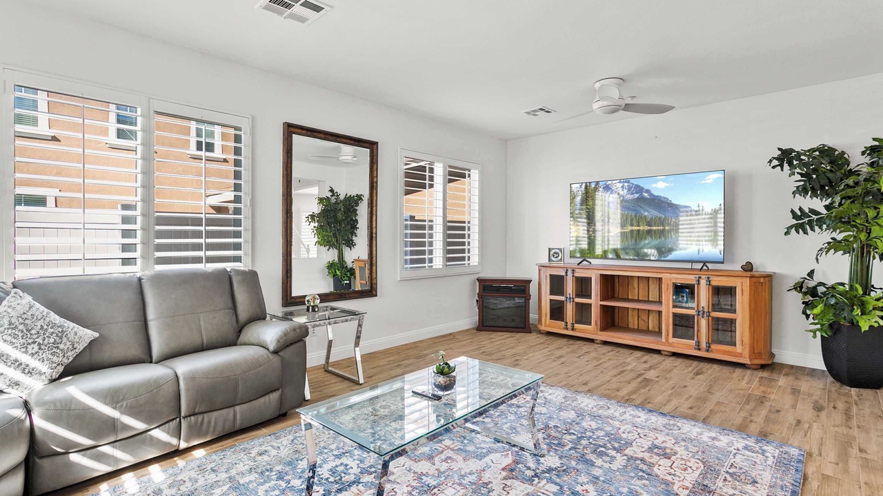 Photo of Livingroom in Loma Linda