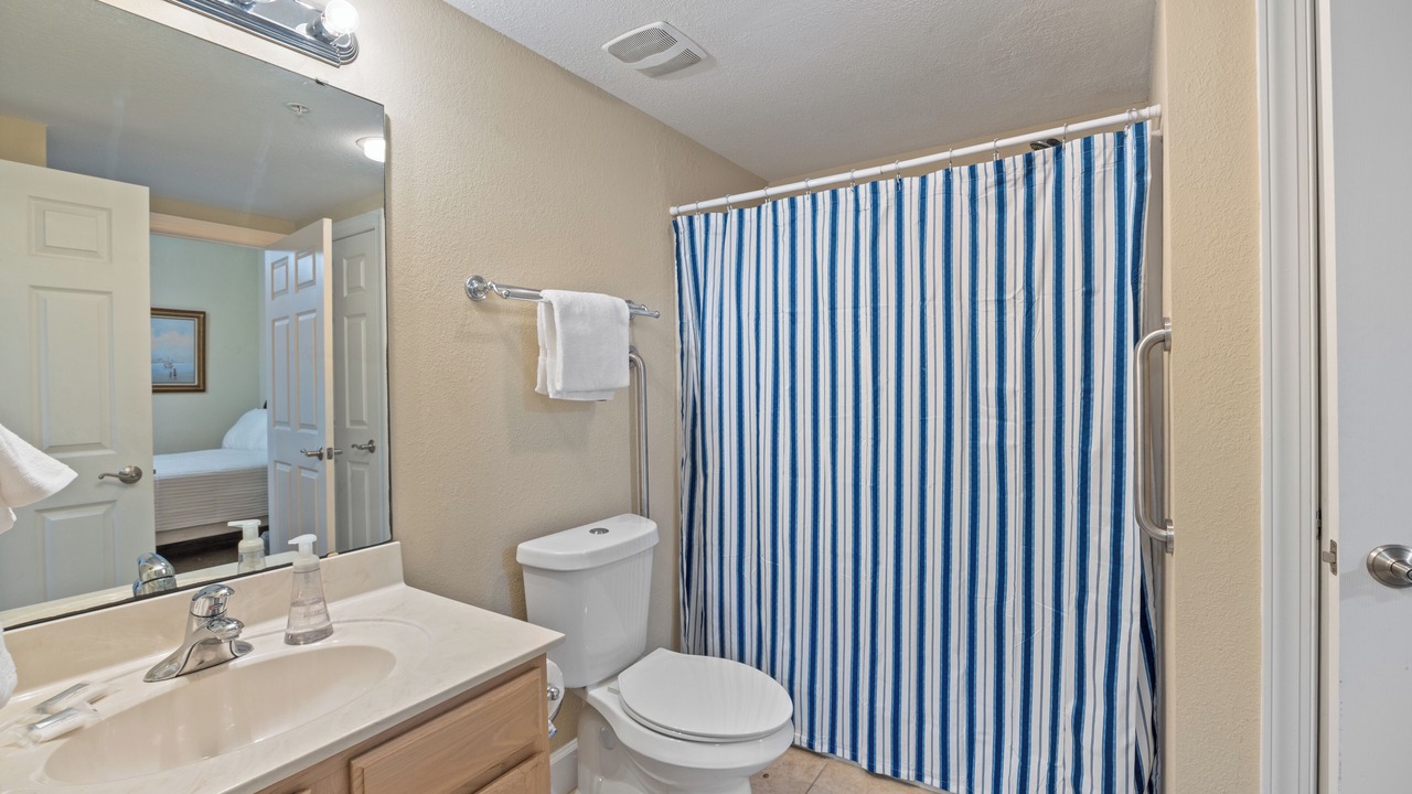 Photo of Bathroom in Ono Island