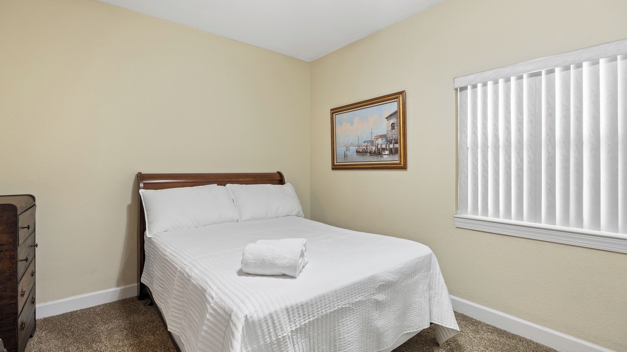 Photo of Bedroom in Ono Island