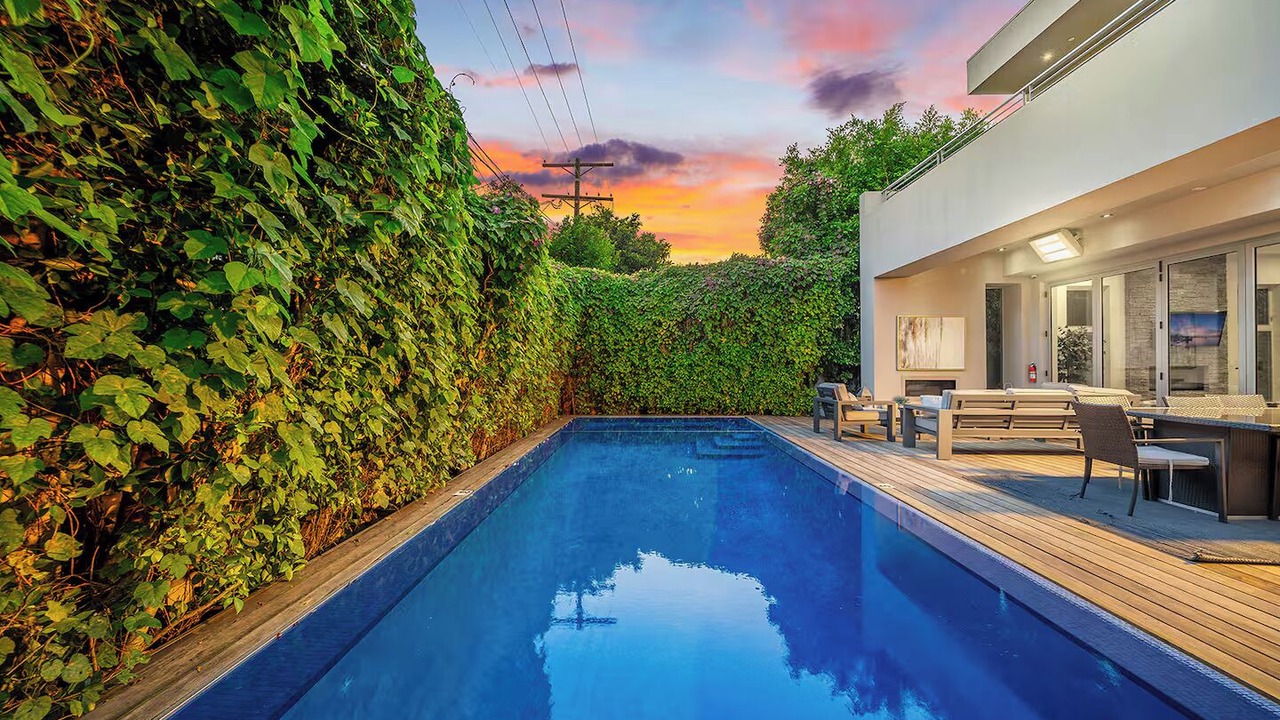 Photo of Outdoor in Beverly Grove