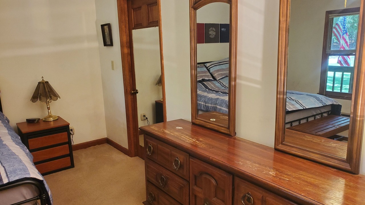 Photo of Bedroom in Manson
