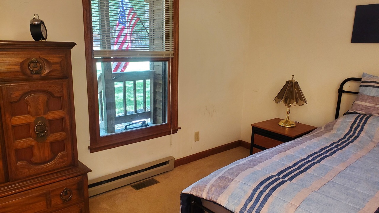 Photo of Bedroom in Manson
