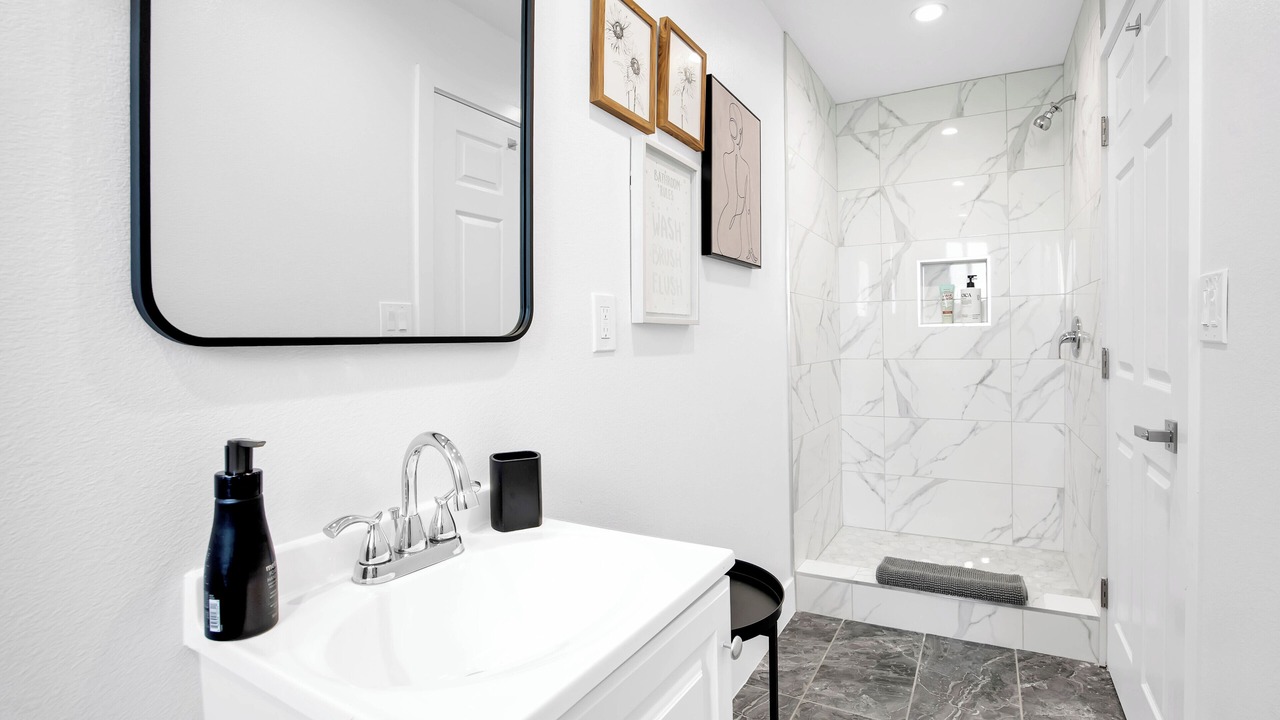 Photo of Bathroom in Historic Filipinotown
