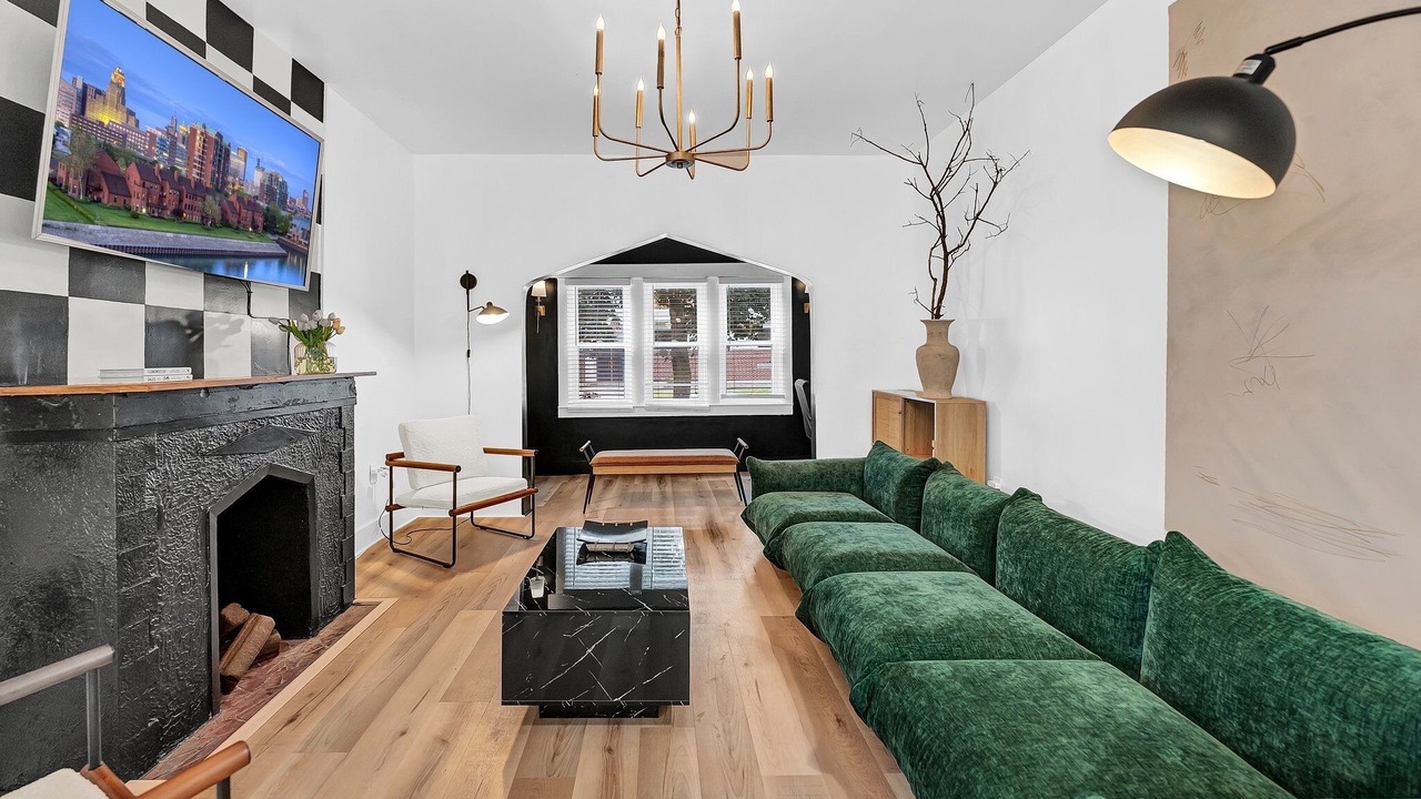 Photo of Livingroom in Downtown Buffalo