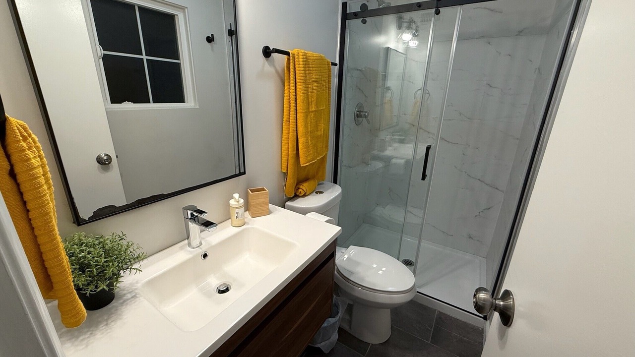 Photo of Bathroom in Grantville