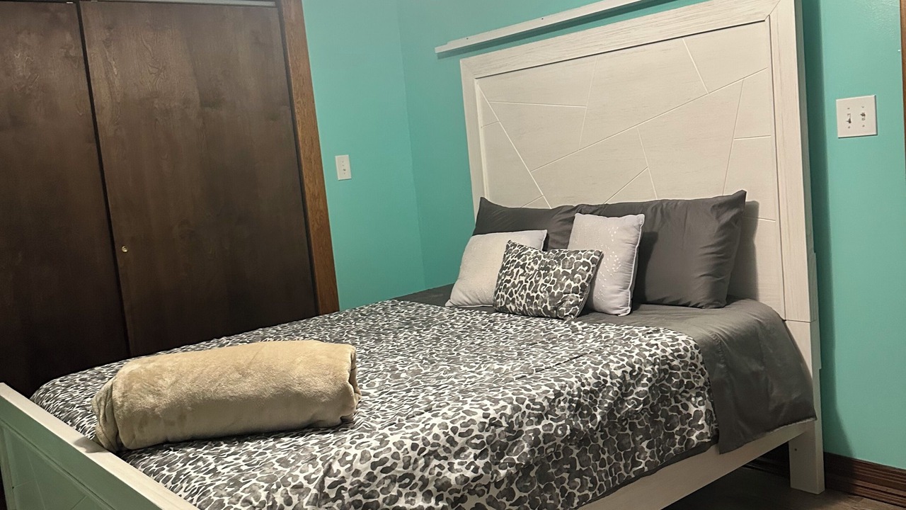 Photo of Bedroom in Town of Porter