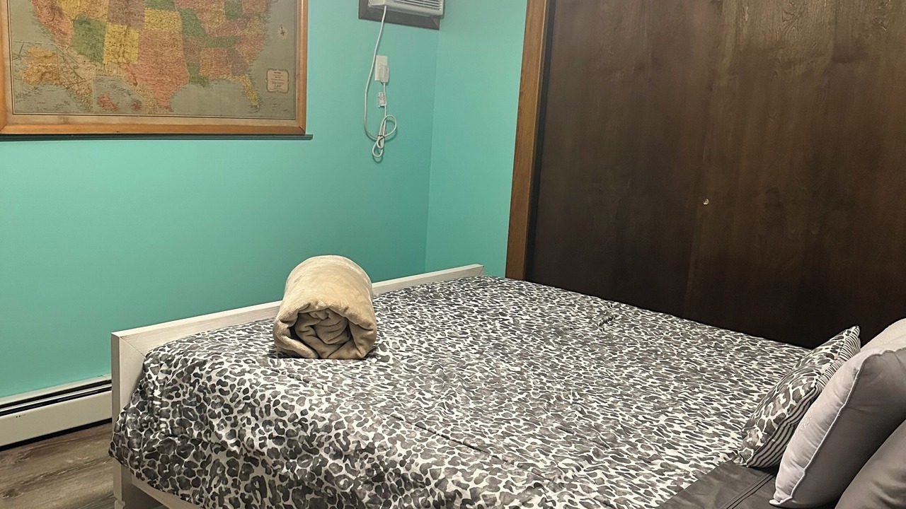 Photo of Bedroom in Town of Porter