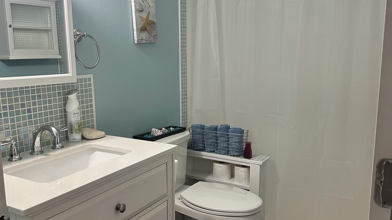 Photo of Bathroom in Town of Porter