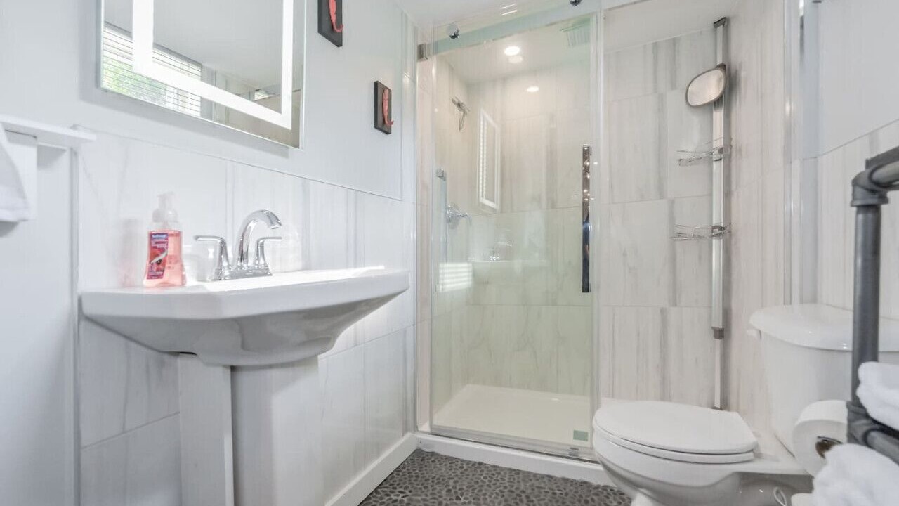 Photo of Bathroom in Elora