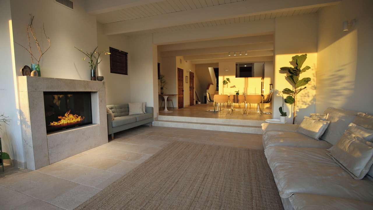 Photo of Livingroom in Silver Strand