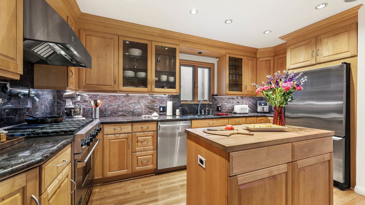 Photo of Kitchen in Hollywood Hills