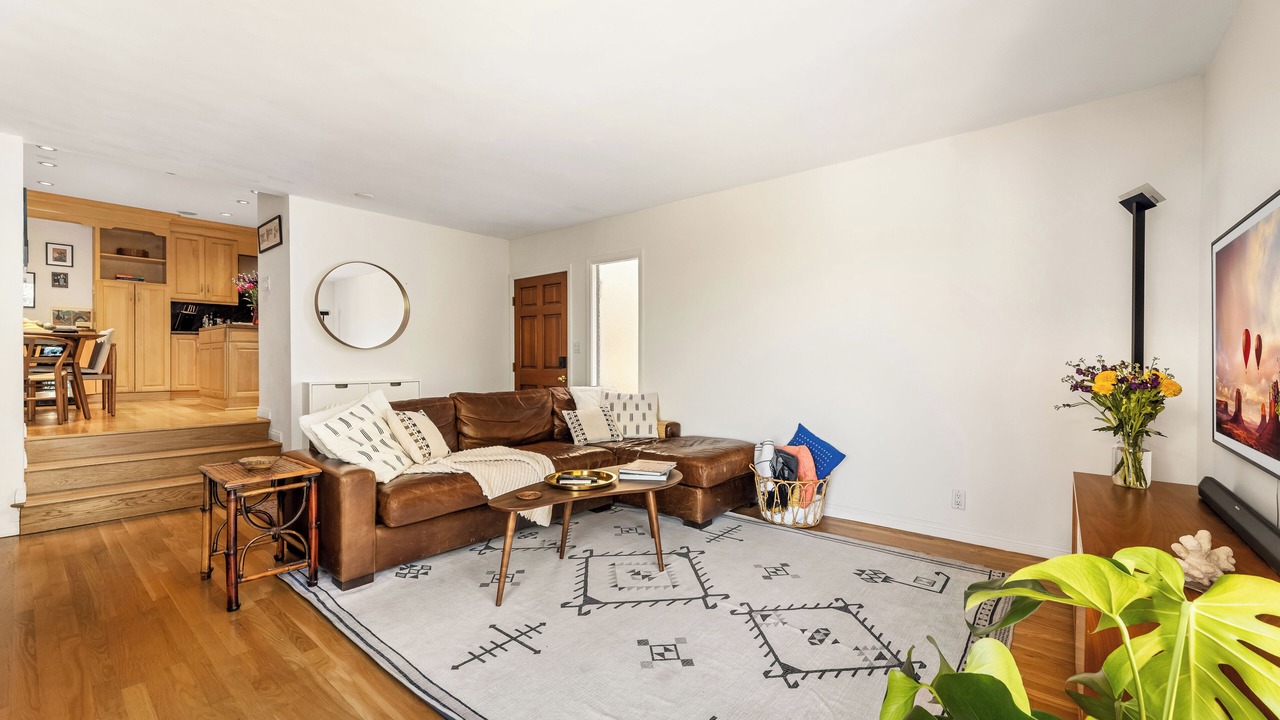 Photo of Livingroom in Hollywood Hills