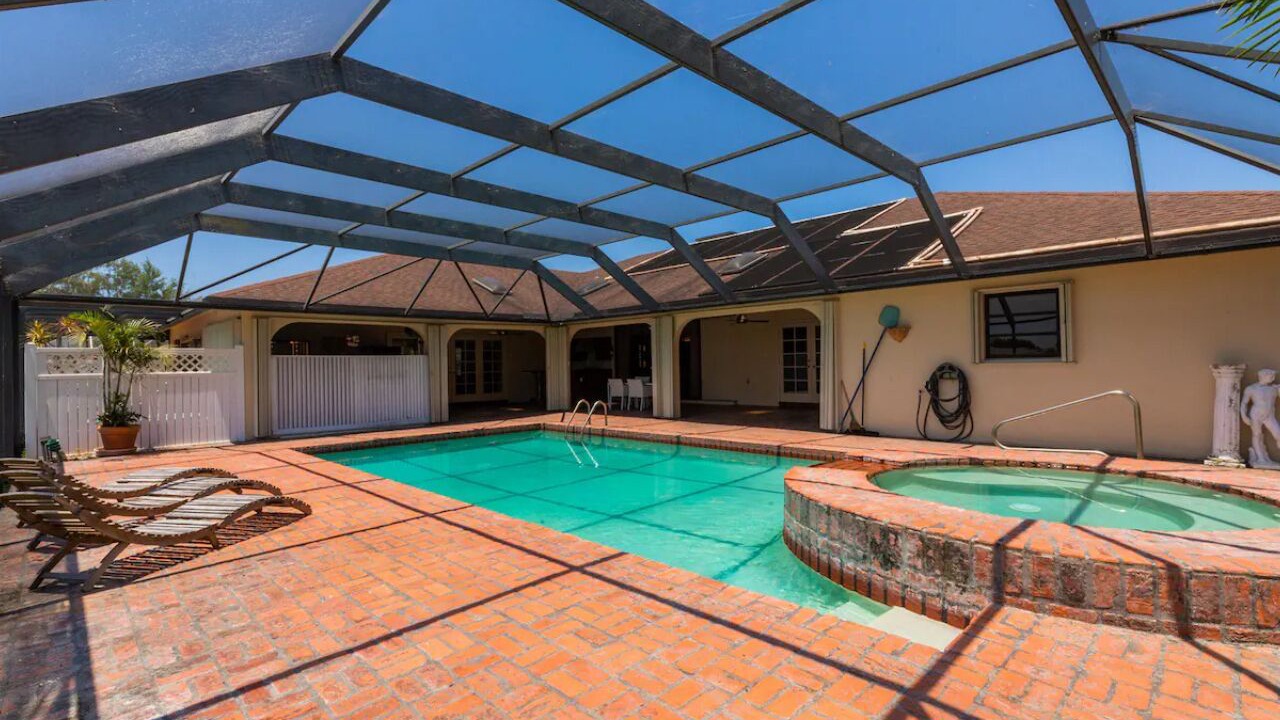 Photo of Outdoor in Lauderhill