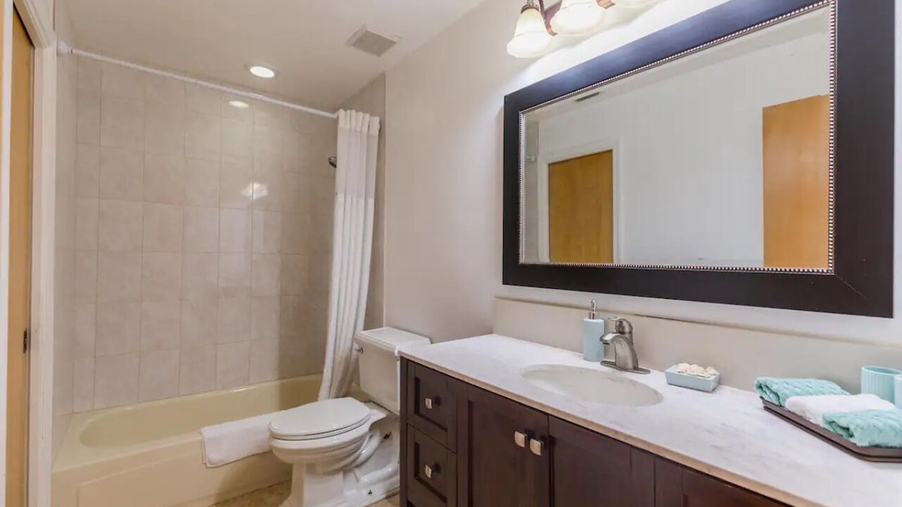 Photo of Bathroom in Lauderhill