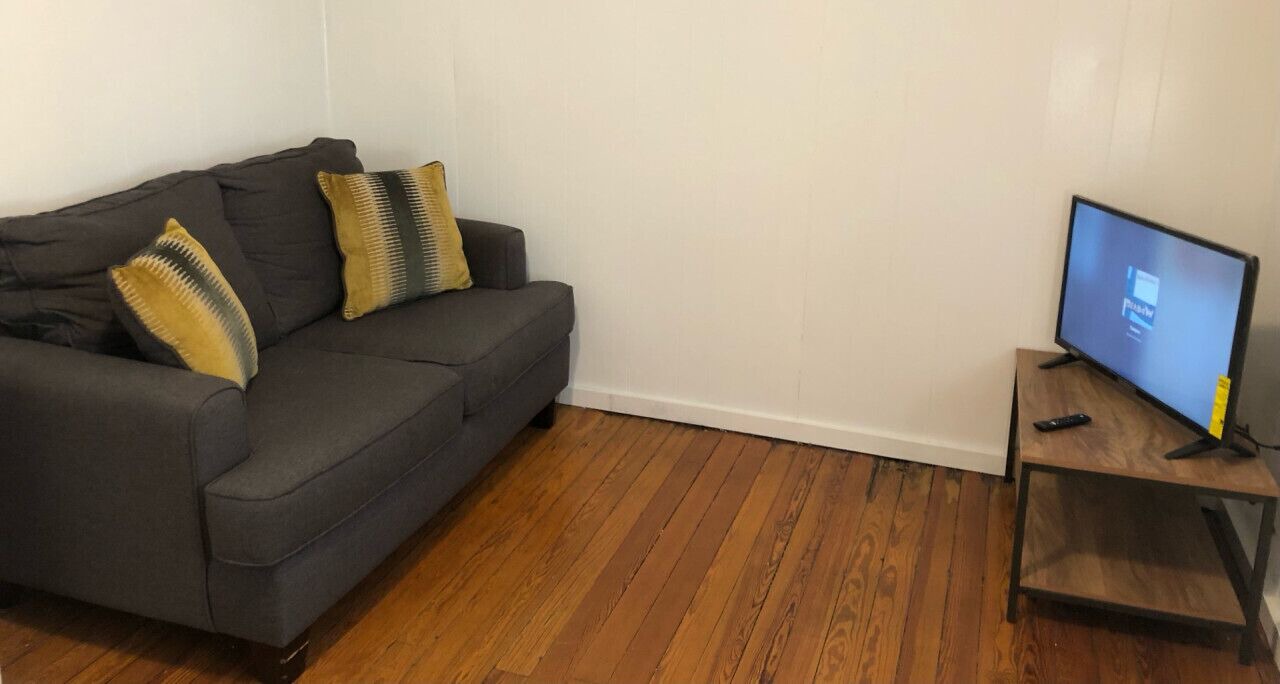 Photo of Livingroom in Perth Amboy