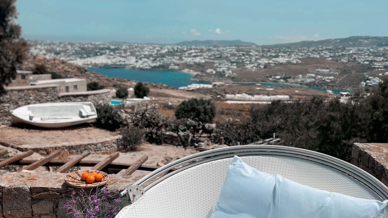 Photo of Outdoor in Ano Mera