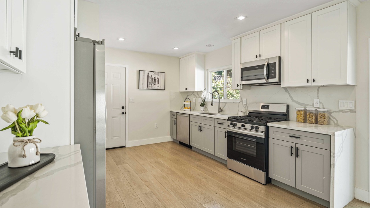 Photo of Kitchen in Reseda