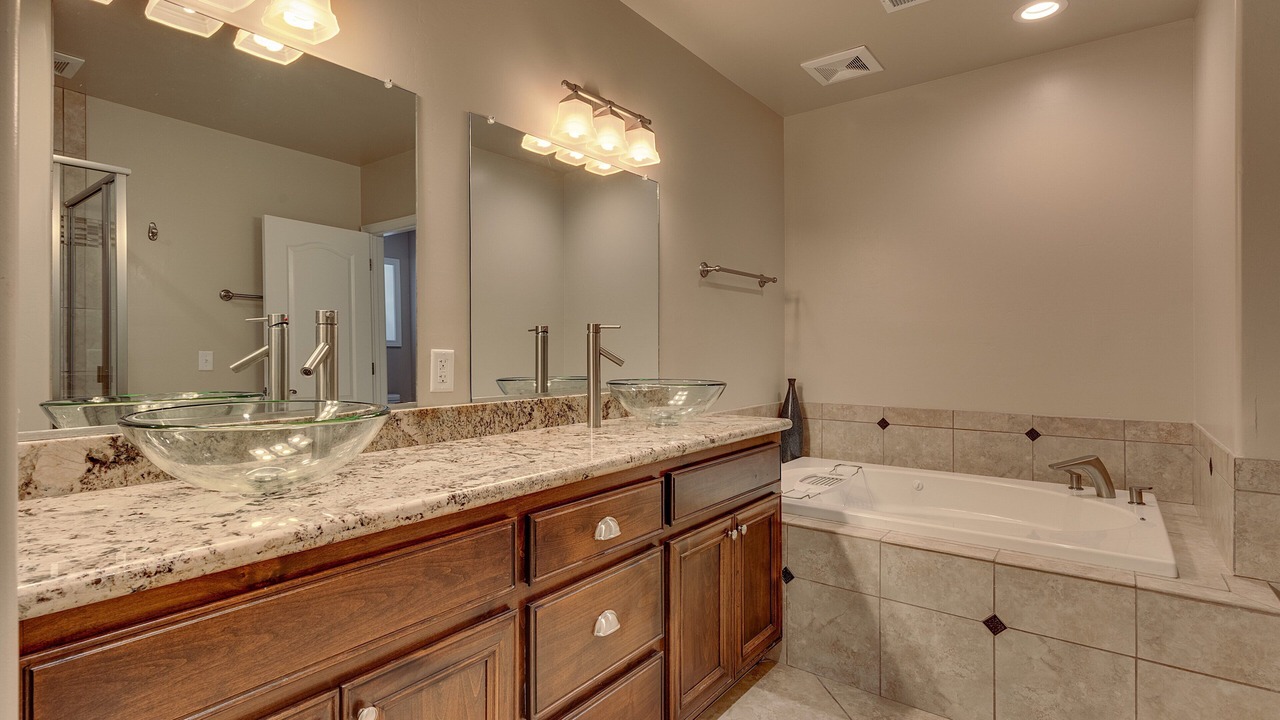Photo of Bathroom in Lakeside Park