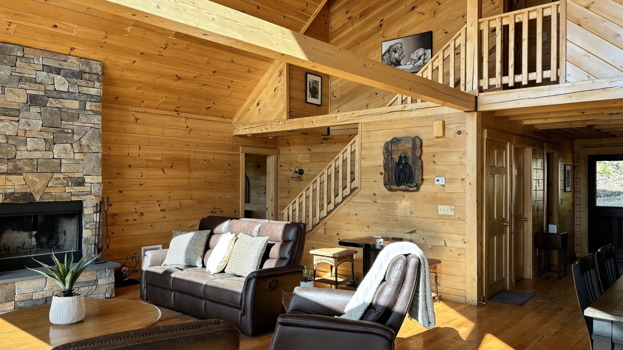 Photo of Livingroom in Gaylordsville
