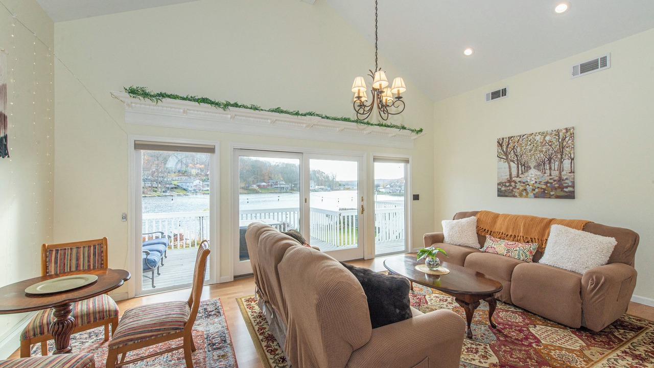 Photo of Livingroom in Lake Hopatcong
