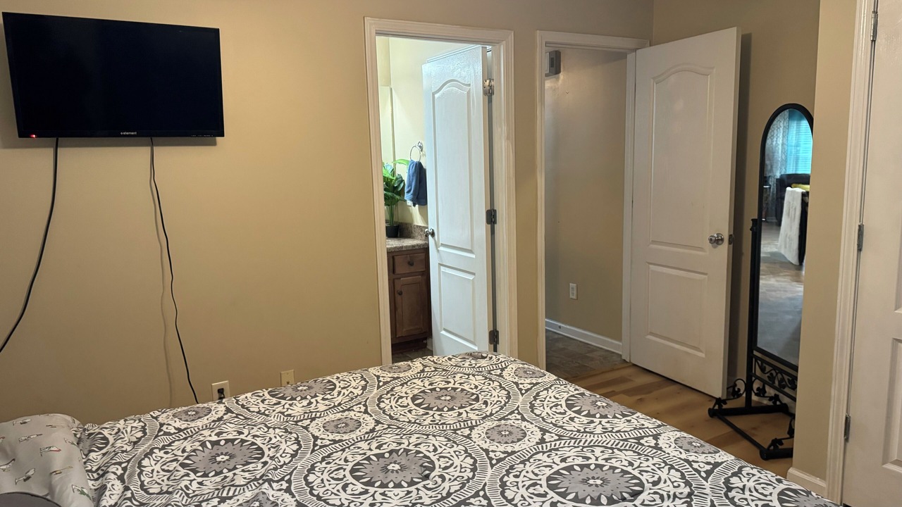 Photo of Bedroom in Stone County
