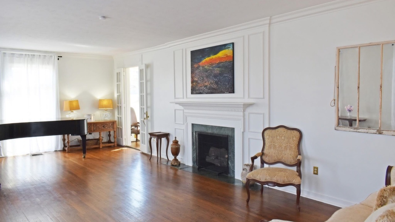 Photo of Livingroom in Forest