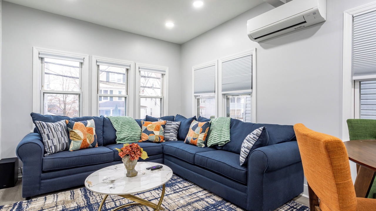 Photo of Livingroom in New Rochelle