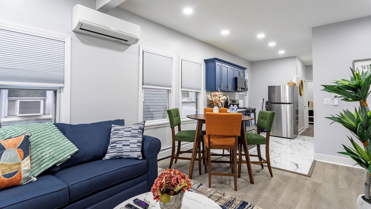 Photo of Livingroom in New Rochelle