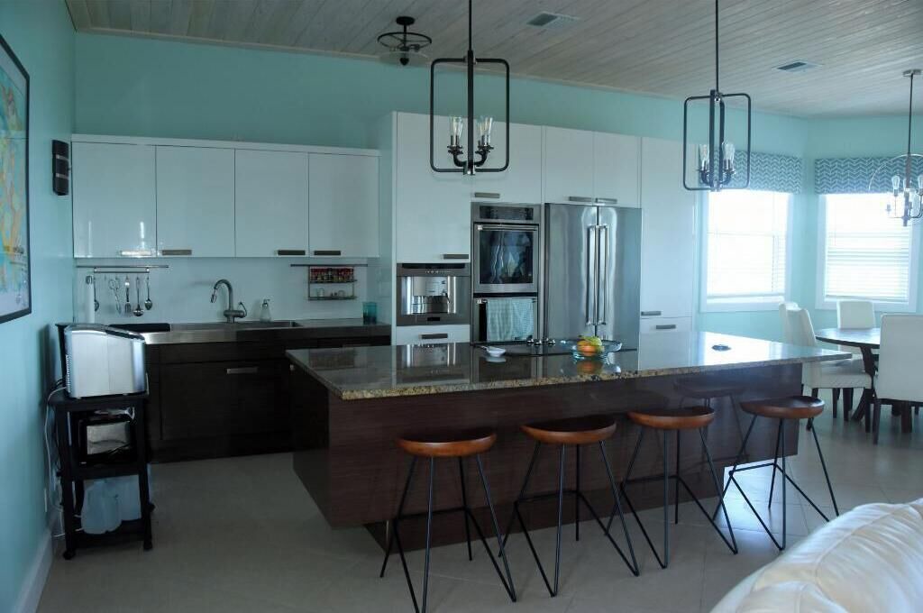 Photo of Kitchen in Green Turtle Cay