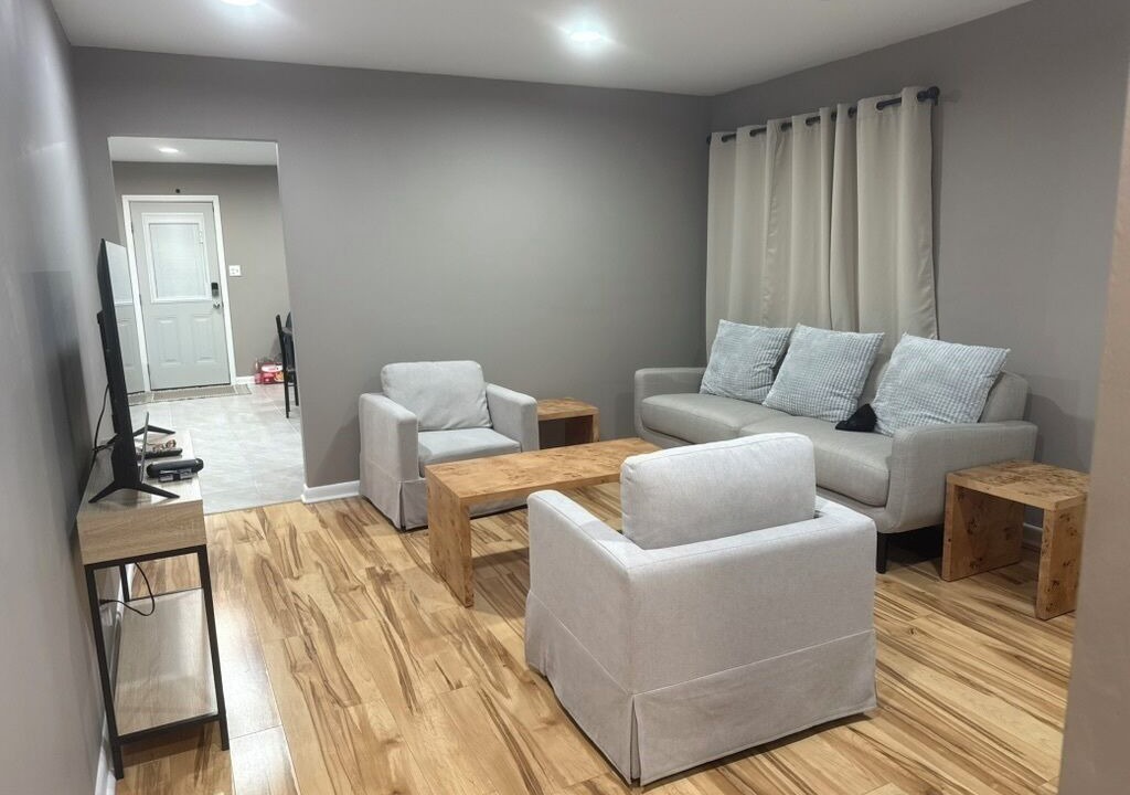 Photo of Livingroom in Booth