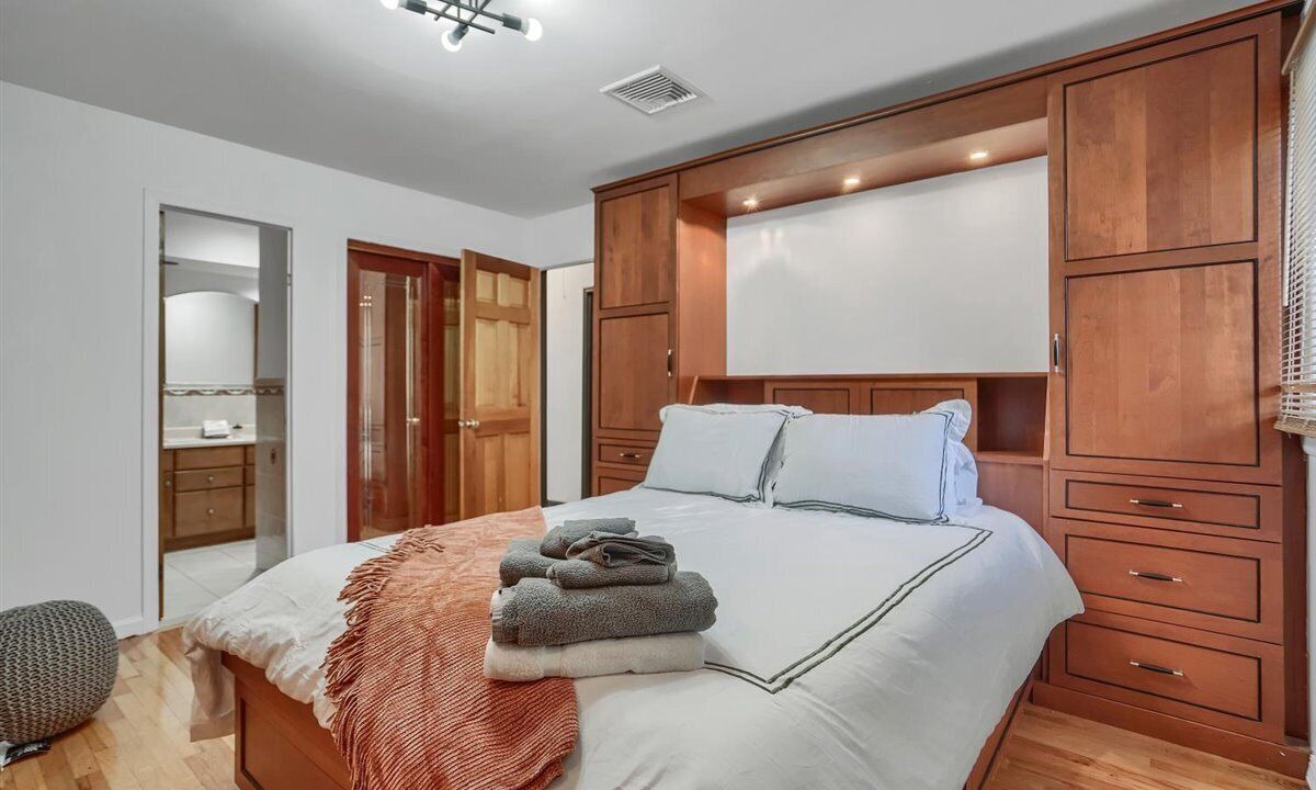 Photo of Bedroom in Monroe