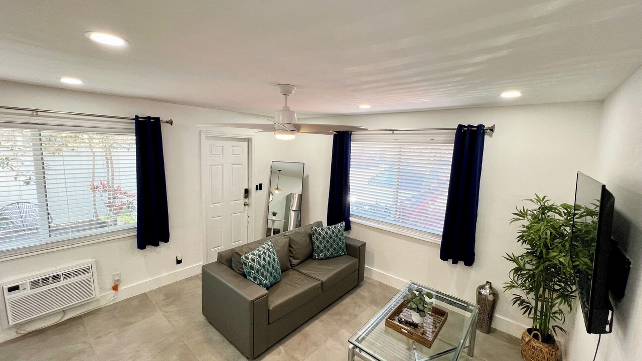 Photo of Livingroom in Lake Ridge