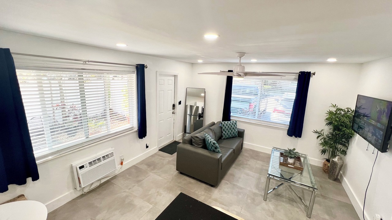 Photo of Livingroom in Lake Ridge