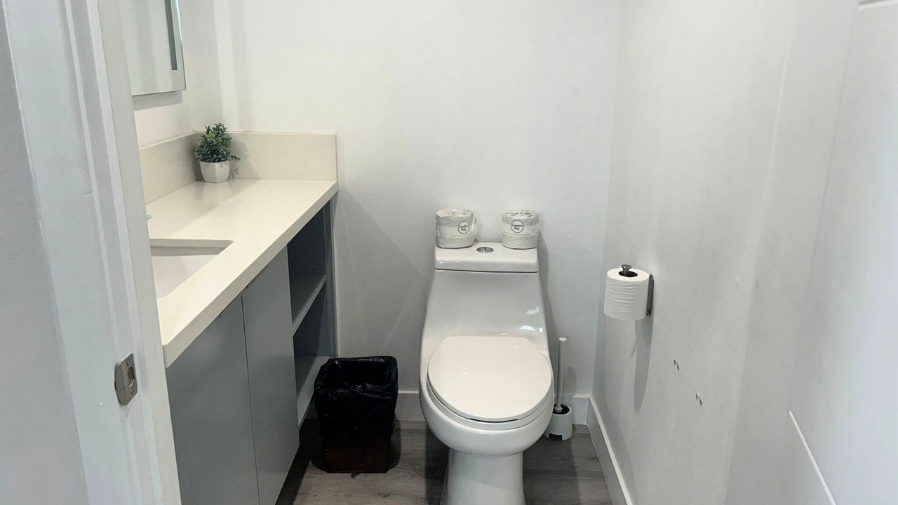 Photo of Bathroom in Hollywood