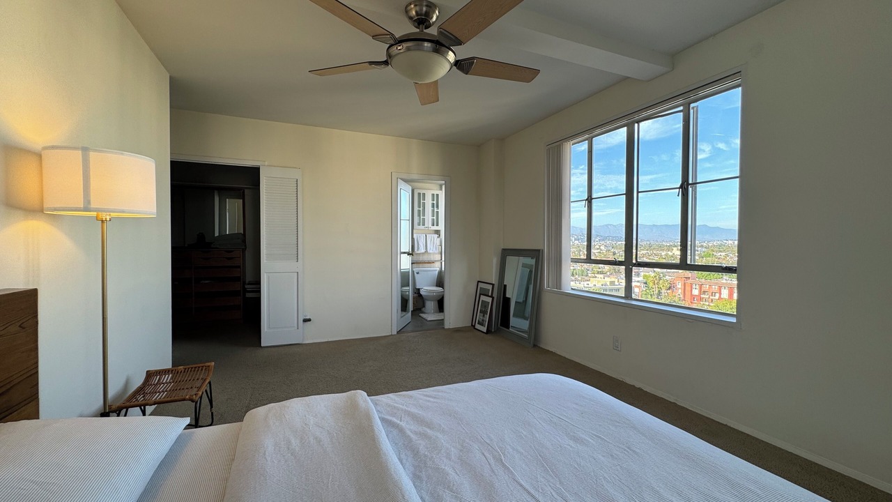 Photo of Bedroom in La Brea