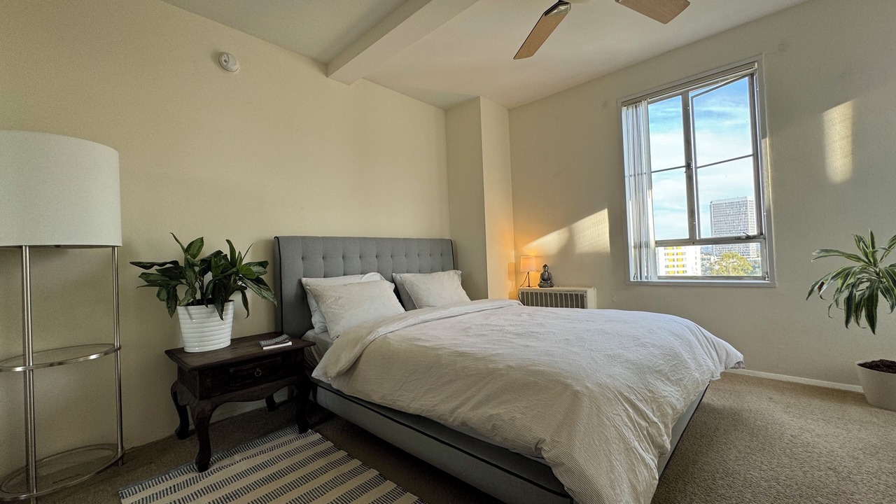 Photo of Bedroom in La Brea