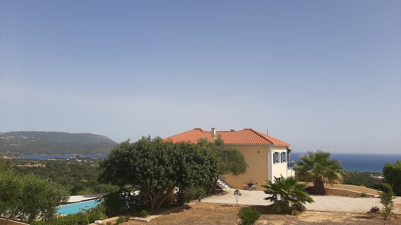 Photo of Outdoor in Foinikounta
