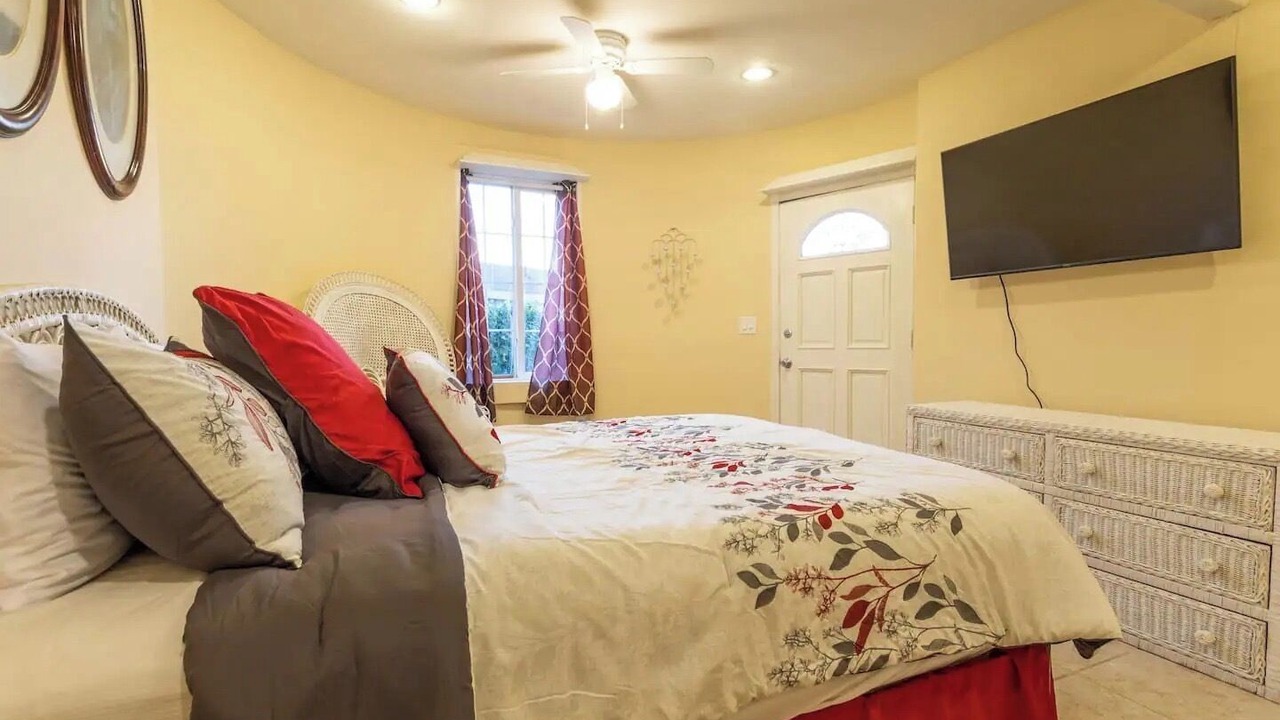 Photo of Bedroom in Whittier
